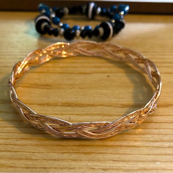 New! Bracelet Bundle - Picture 3 of 6